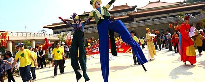 Brisbane Stilt walkers
