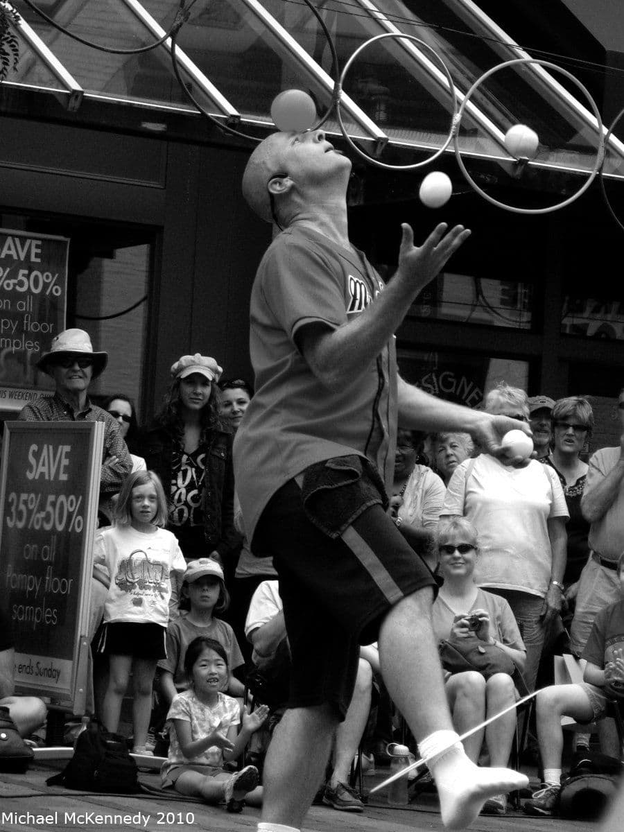 World Class Juggler/Comedy/Circus