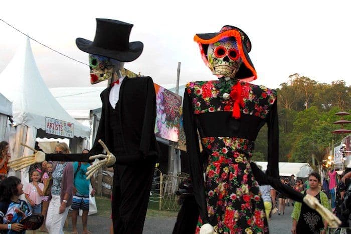 Giant Day of the Dead Puppets