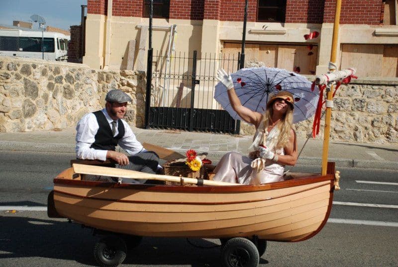 The Dreamboat – Roving Boat