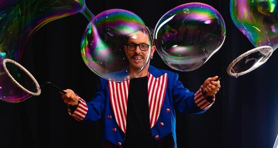 Bubble Show or Roving!