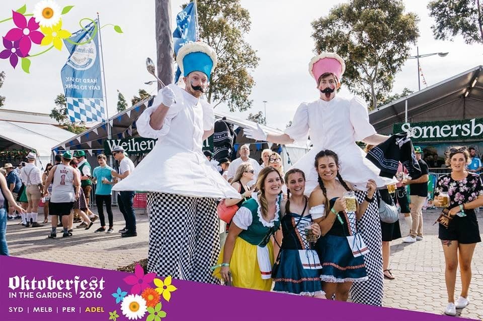 Comedy Stilt Chefs