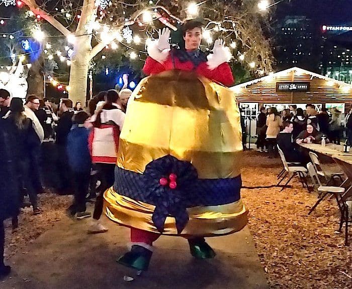 Bingle Bell, Christmas roving