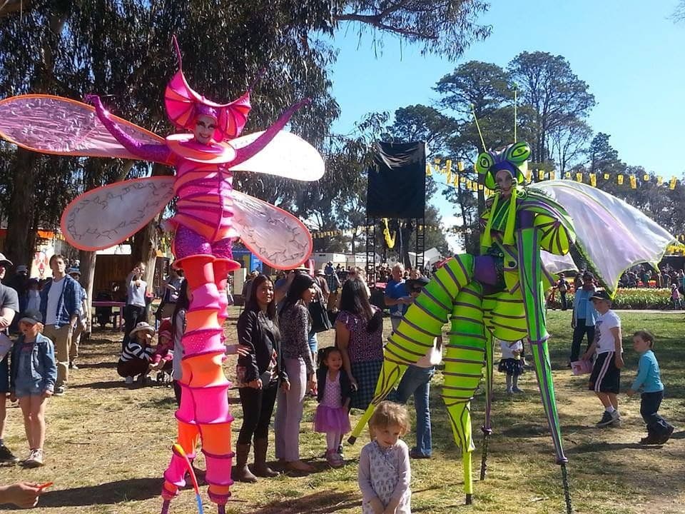 Solar Bugs – stilts & lights!