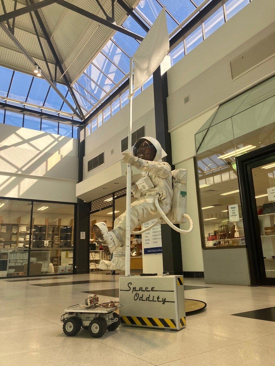 Floating Astronaut – high tech!