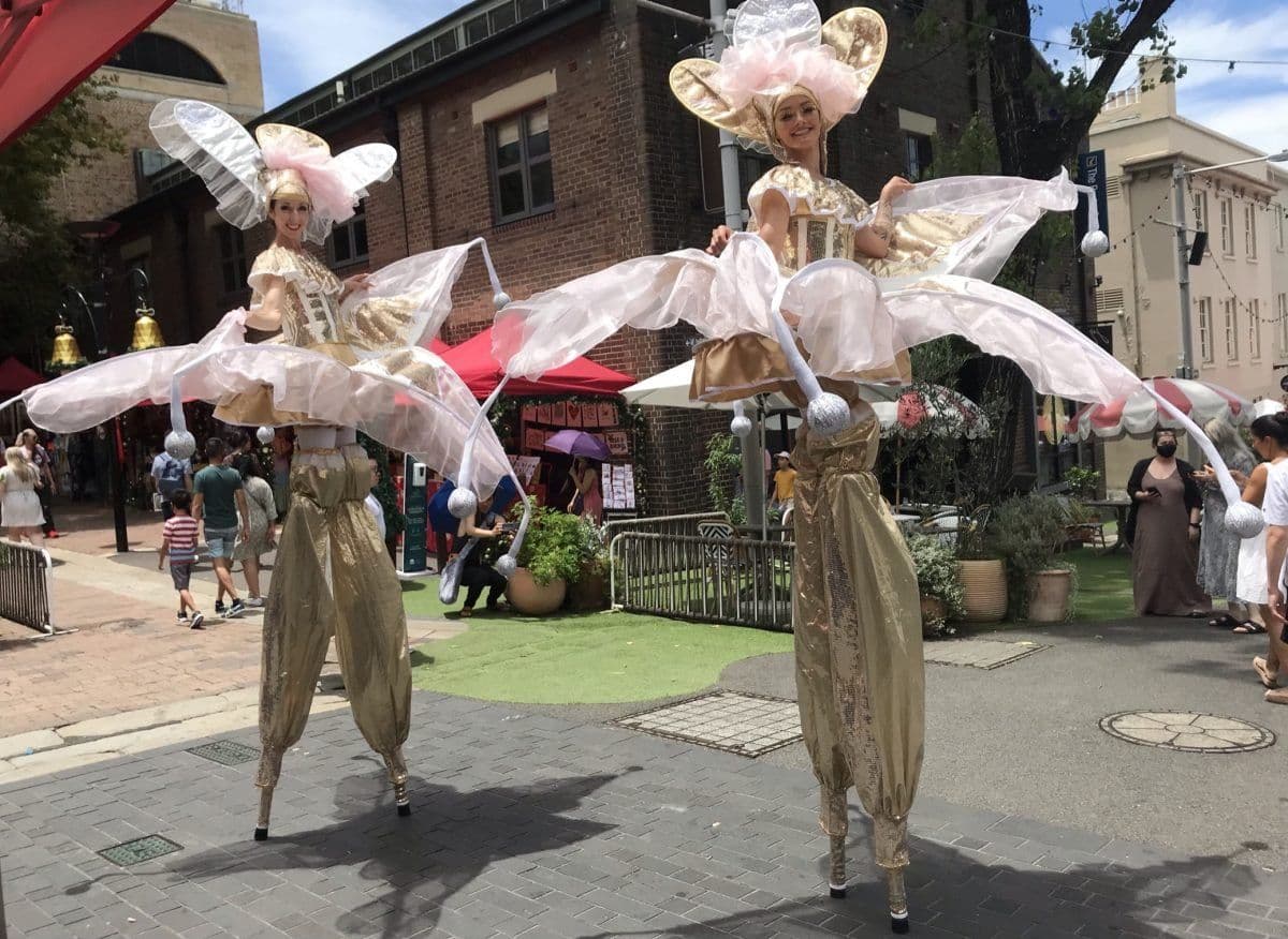 Champagne Flowers on Stilts