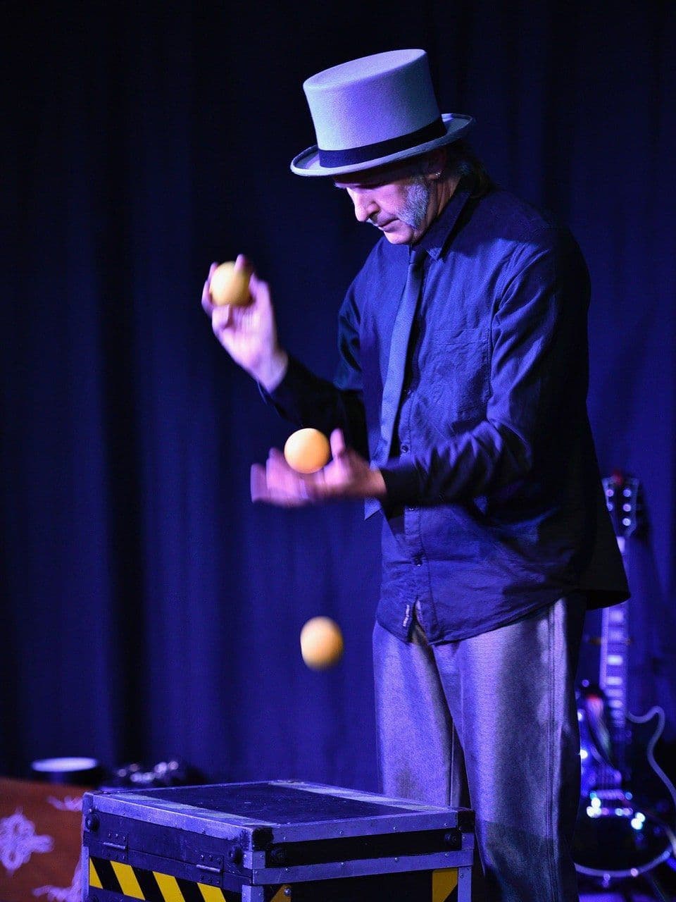 Quiz & Cabaret Show!