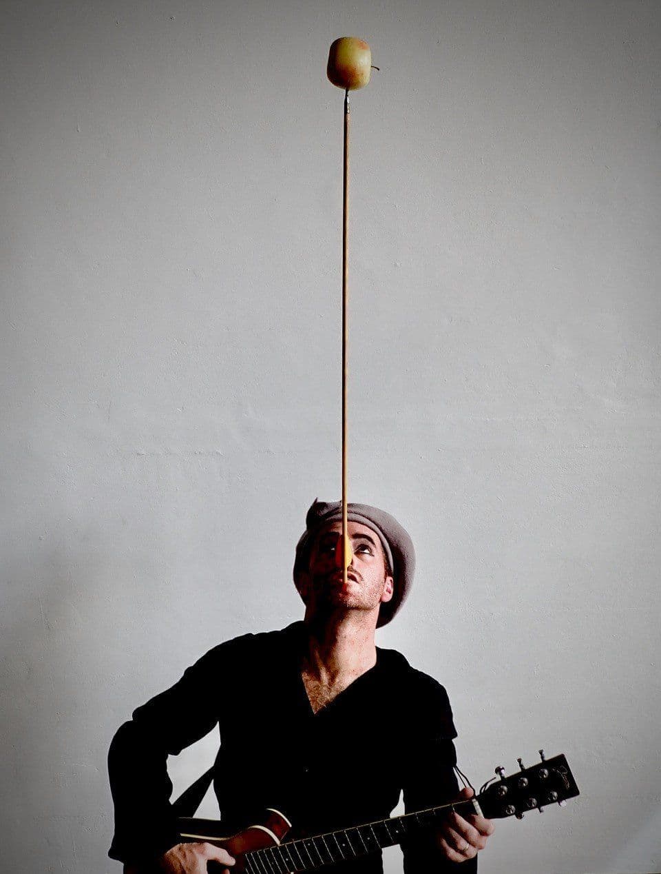 The Bard, Acrobatic Show