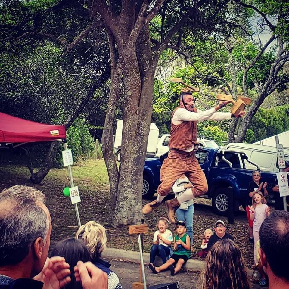 Juggling Mallet Show
