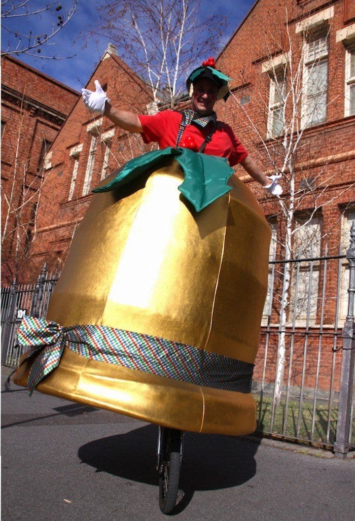 Bingle Bell, Christmas roving
