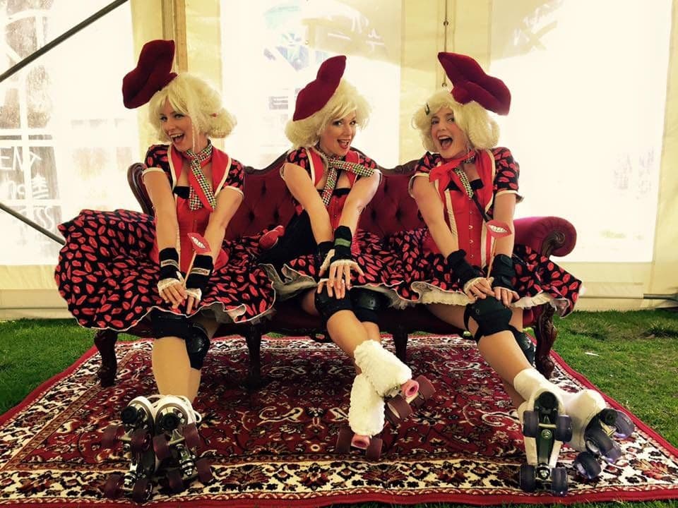 Lipstick Rollers – roving skates