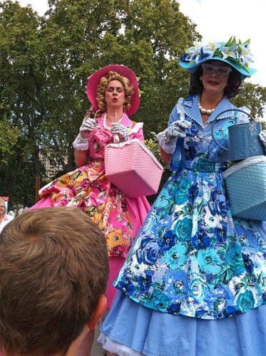 Comedy Stilts – Cupcakes