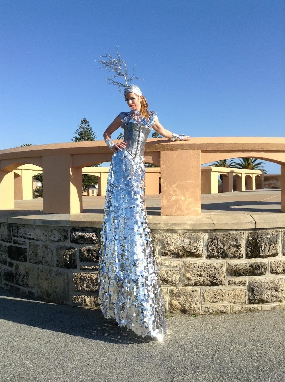 Glimmer Stilts – roving