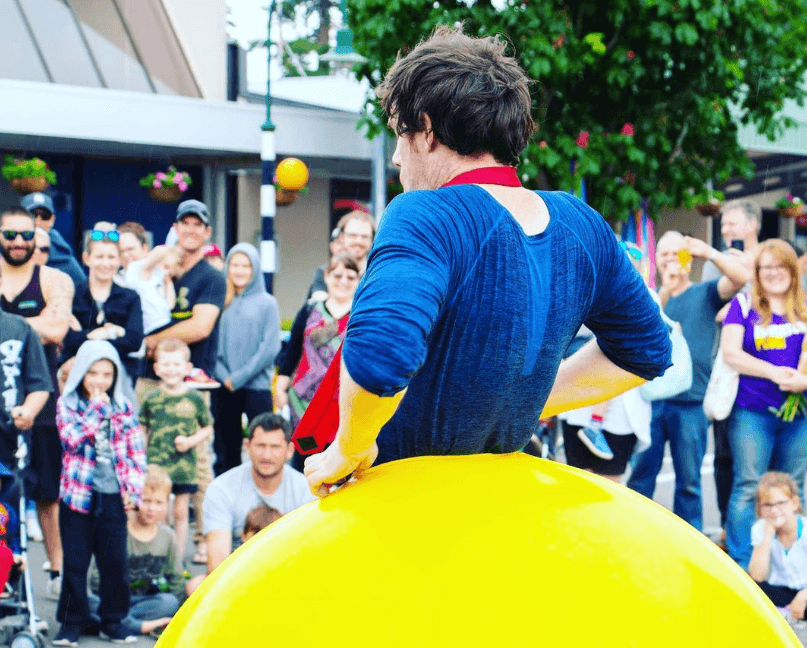 Stunt Juggler, Circus, Magic, Balloons