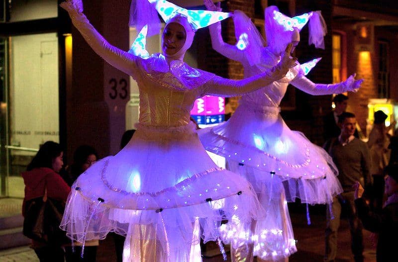 Themed Stiltwalkers
