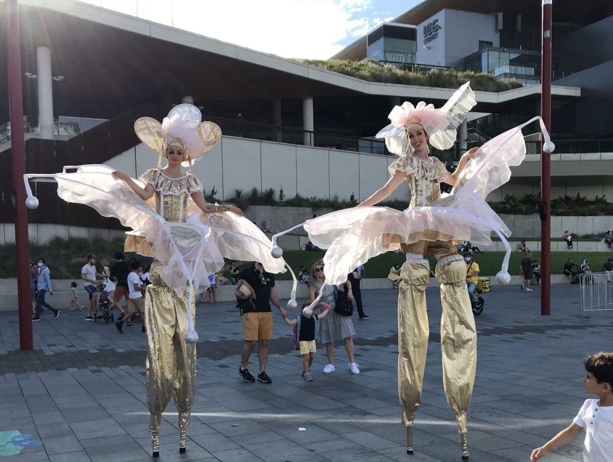 Champagne Flowers on Stilts