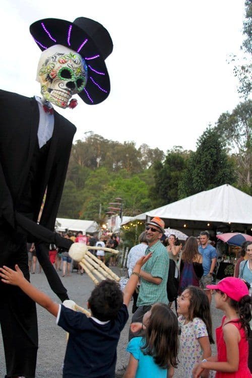 Giant Day of the Dead Puppets