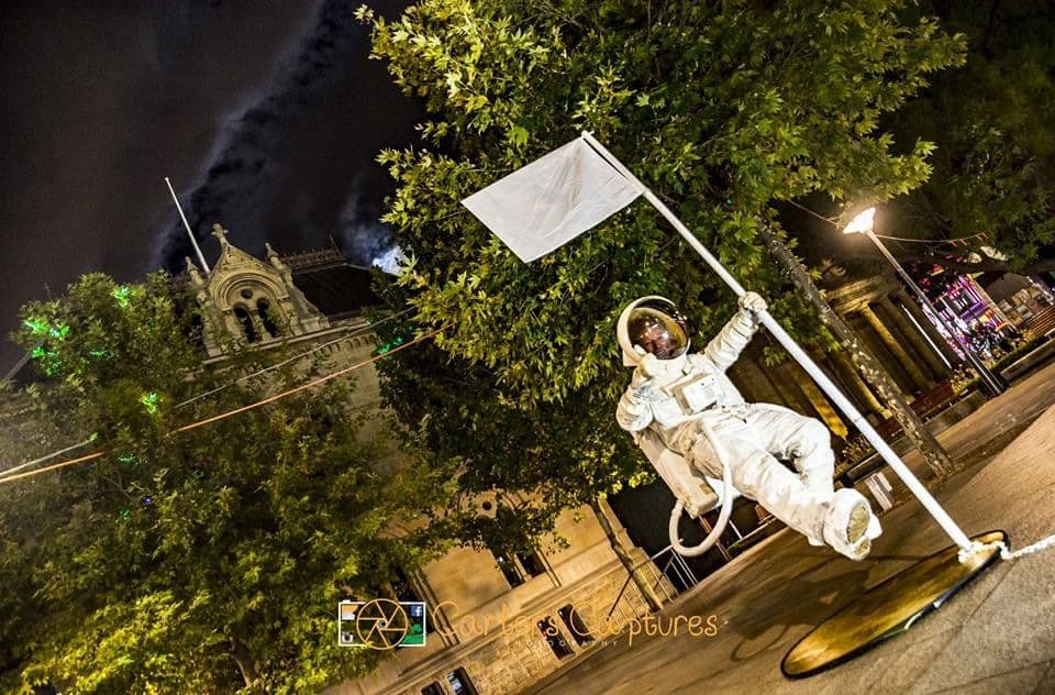 Floating Astronaut – high tech!