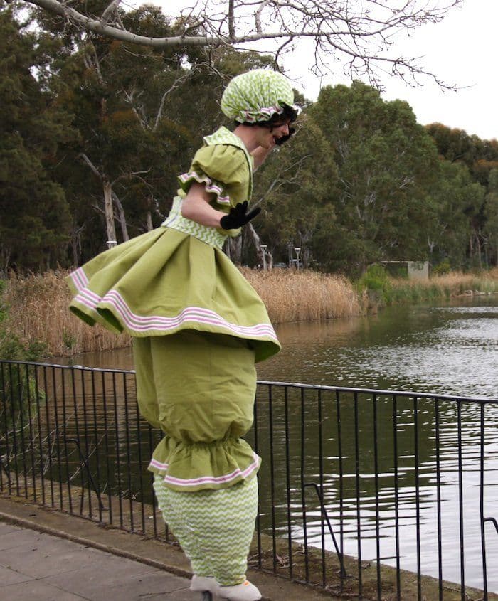 The Shells! Vintage Stilt Swimmers