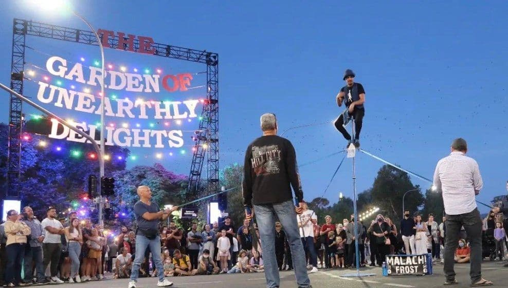 Big Blue Pole Show