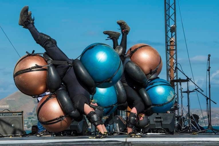 Acrobatic Bouncers