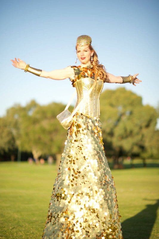 Glimmer Stilts – roving