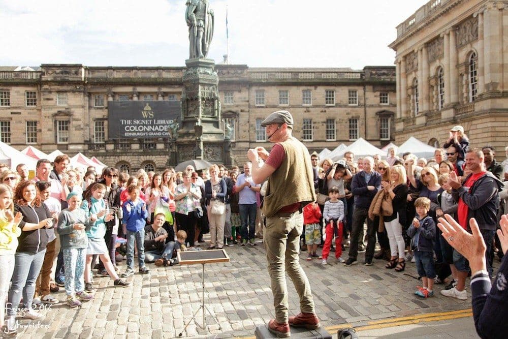 Sam – Magician & Card Tricks